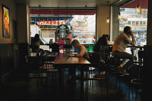 Best Laptop For Digital Nomads 2023