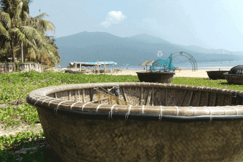 Beach in Danang Vietnam - One of the best cities for digital nomads