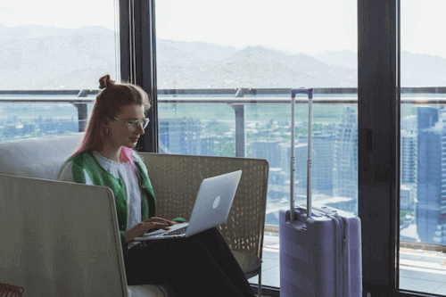 18 Free Places To Work Remotely Near Me in 2025 4 Free Places To Work Remotely Near Me - Hotel Lobby