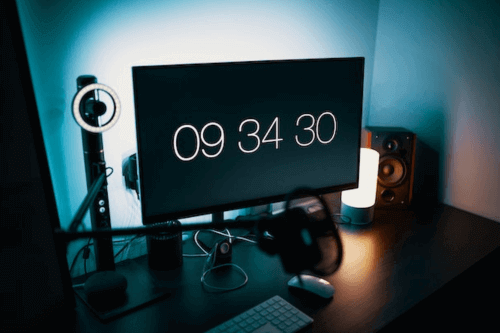 Factors to Consider When Choosing a Portable Monitor