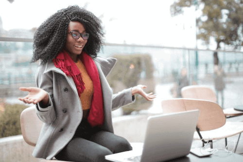 How To Teach English Online With No Experience - Online teacher